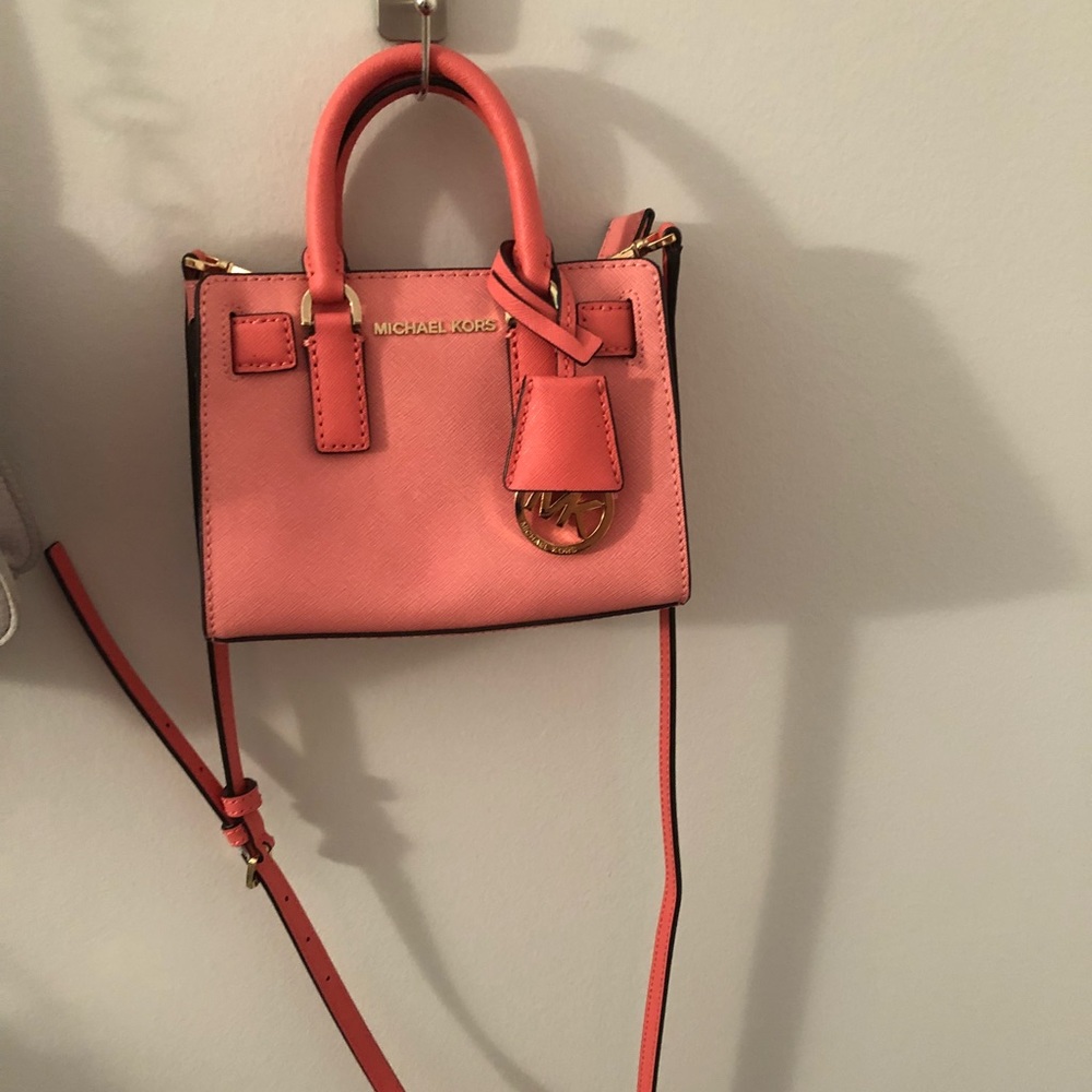 Michael Kors purse/crossbody
